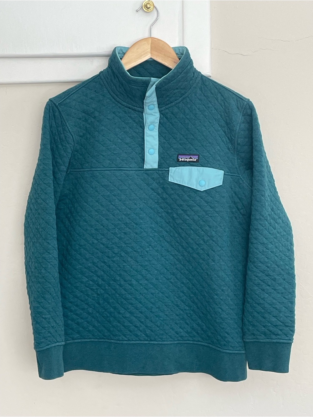 Patagonia Teal Quilted Pullover